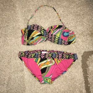 Trina Turk Swim - Trina Turk Colorful Bathing Suit Trina Turk Swim - Trina Turk Colorful Bathing Suit